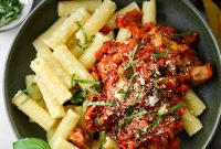 One-Pot Italian Chicken Cacciatore with Tomatoes and Peppers